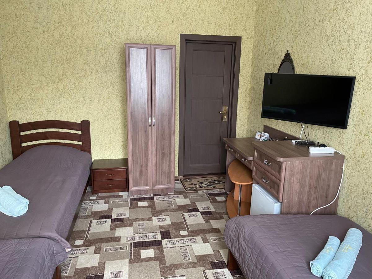 Отель "Natali" Mîkolaiiv Exterior foto