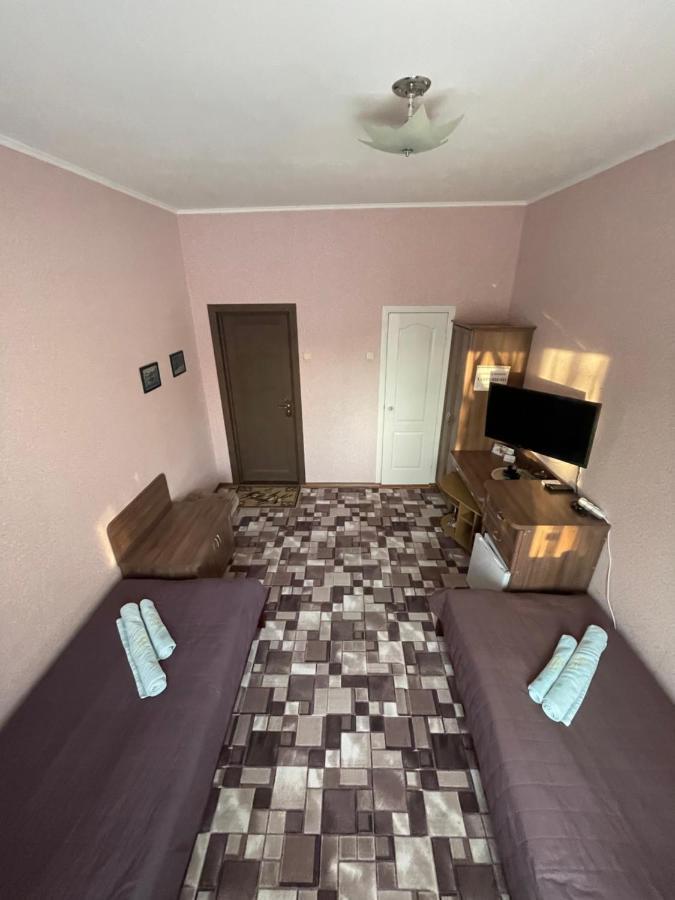 Отель "Natali" Mîkolaiiv Exterior foto