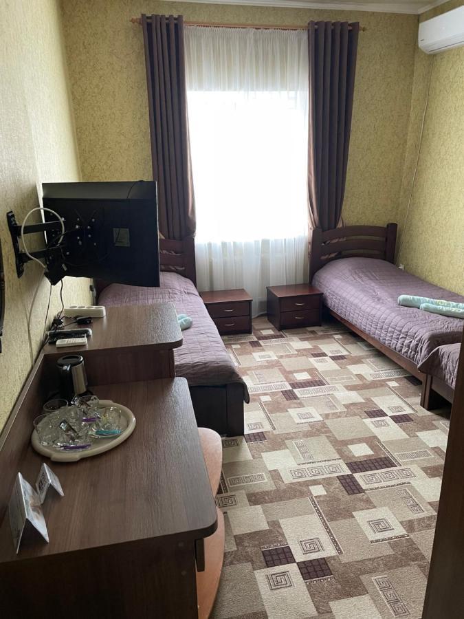 Отель "Natali" Mîkolaiiv Exterior foto