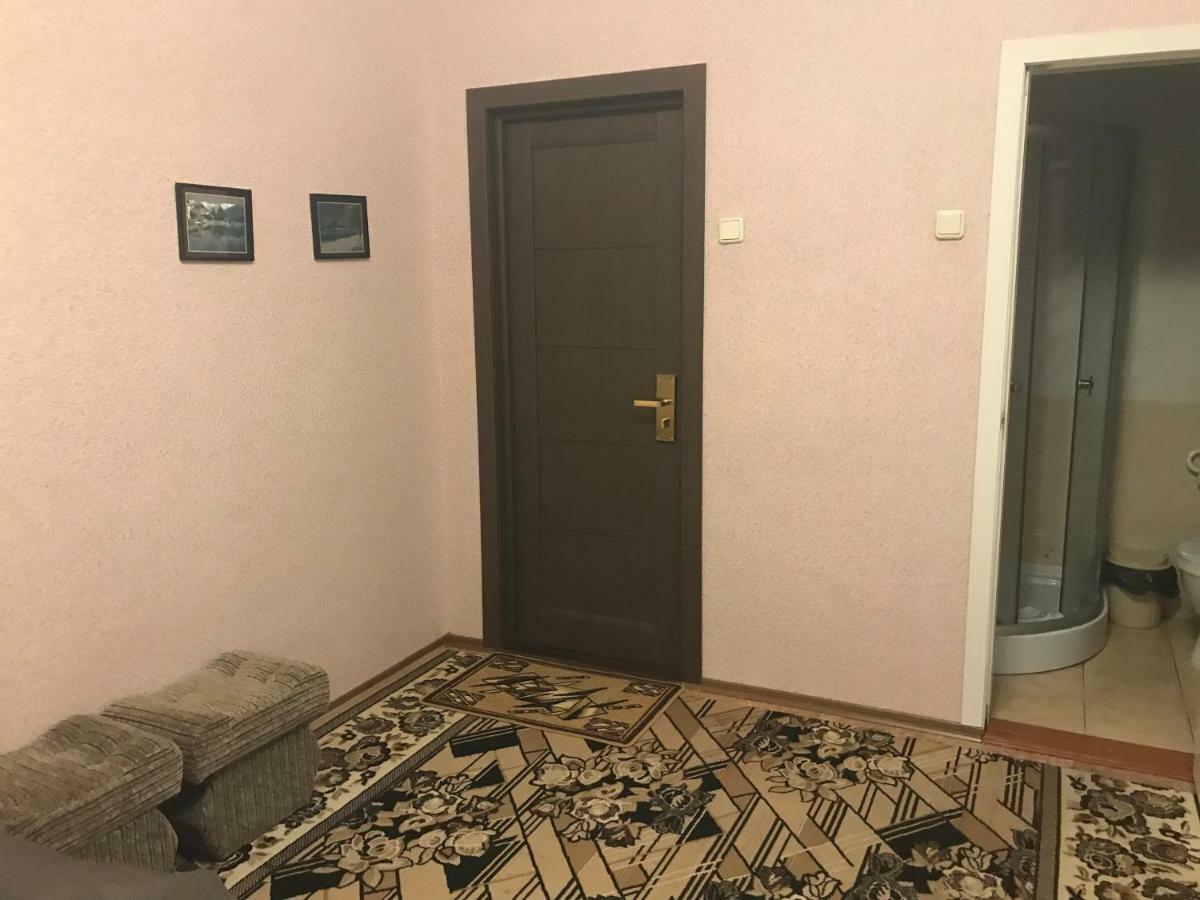 Отель "Natali" Mîkolaiiv Exterior foto