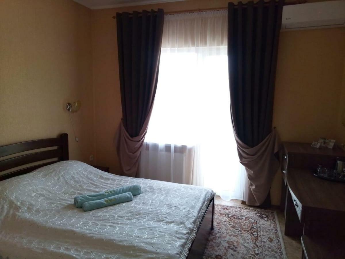 Отель "Natali" Mîkolaiiv Exterior foto